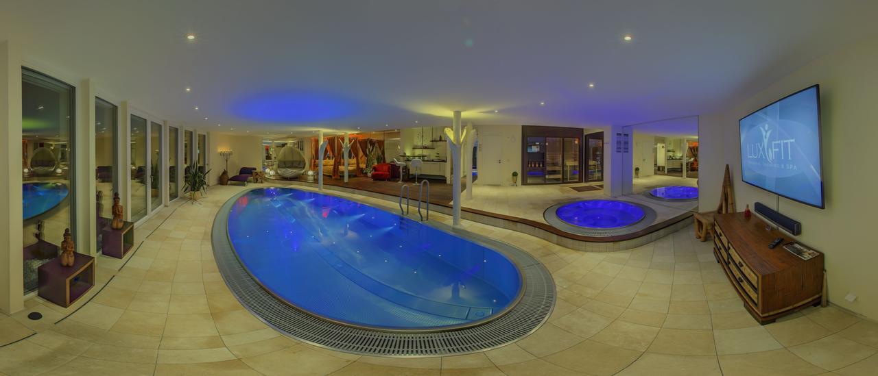 Suites & Spa Stuttgart Exterior photo